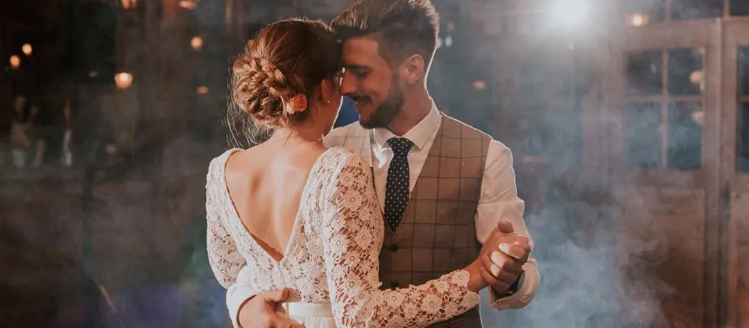 Dança dos Noivos em São Paulo | Dança de Casamento em São Paulo | Aula de Dança Presencial para Noivos em São Paulo