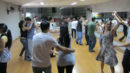 Aulas e Workshops de Dança de Salão com André Toffani